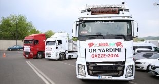 Bingöl'den Gazze'ye 4 tır ile un gönderildi