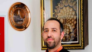 Prof. Dr. Palabıyık akademisyenlere seslendi: "Gazze için konforunuzu bozun ve cübbenizi giyin"