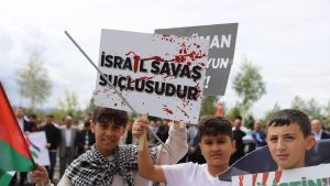 Ağrı'da Filistin'e destek yürüyüşü yapıldı