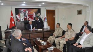 Vali Avni Çakır'dan belediye başkanlarına ziyareti