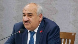 Başkan Akpunar kapıyı kapattı