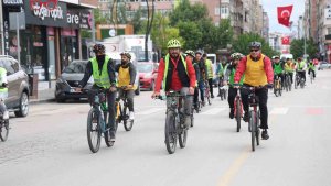 Sağlık için pedal çevirdiler