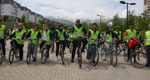Muş ta '11. Yeşilay Bisiklet Turu' düzenlendi