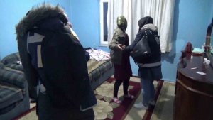 Erzurum'da kaçak göçmen operasyonu: 13 kaçak göçmen yakalandı