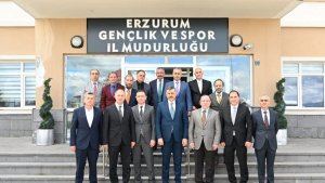 Vali Çiftçi'ye spor tesisleri brifingi