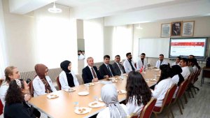 Ağrı Milli Eğitim Müdürü Kökrek, Hamur'da öğretmenlere Maarif Modeli'ni anlattı