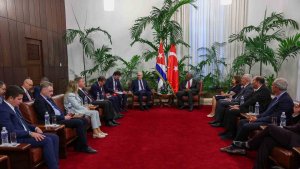 TBMM Başkanı Kurtulmuş, Küba Devlet Başkanı Yardımcısı Mesa ile bir araya geldi