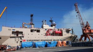 TBMM Başkanı Kurtulmuş, Havana'da elektrik üretimi yapan Türk enerji firmasını ziyaret etti