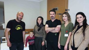 Sobanın üstündeki sıcak patatesi yiyen çocuk ölümden döndü