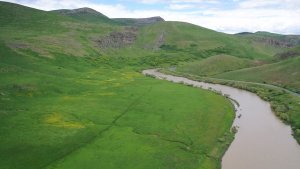 Ağrı'nın yükseklerinde kış, düzlüklerinde bahar yaşanıyor