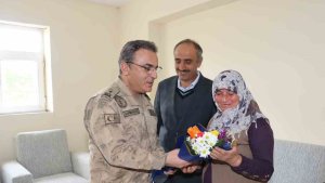 Necip Paşa'dan şehit annelerini ziyaret