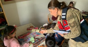 Ağrı'da jandarmadan öğrencilere "mahremiyet" eğitimi