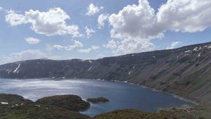 Nemrut Krater Gölü'nde turizm sezonu açıldı