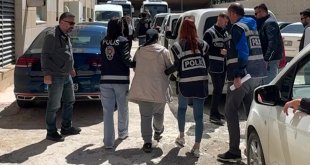 Elazığ'da toprağa gömülü cesedi bulunan genç kadının öldürülmesine ilişkin 4 zanlı adliyede