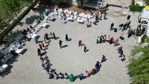 Elazığ'da "Engelsiz Uçurtma Şenliği" renkli görüntülere sahne oldu
