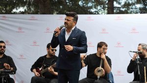 O Ses Türkiye finalisti söyledi, özel bireyler kurtlarını döktü