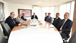 Vali Çiftçi'ye vakıftan bilgilendirme