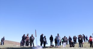 Erzurum'daki tarihi Aziziye Tabyalarında öğrencilerin roketleri gökyüzünü süsledi