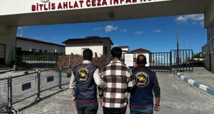Bitlis'te hırsızlık suçlarından hakkında kesinleşmiş hapis cezası bulunan hükümlü yakalandı