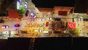 Çatak'ta meşaleli 19 Mayıs yürüyüşü