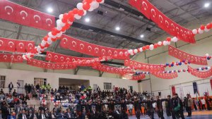 Bitlis'te 19 Mayıs coşkuyla kutlandı