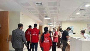 Onkoloji Hastanesi'nde tedavi gören çocuklara moral ziyareti