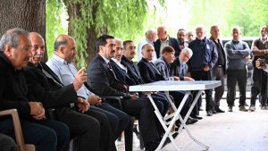 Taşkın, Alişar Mahallesi sakinleriyle bir araya geldi