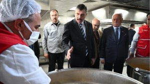 Kızılay'dan her gün bin kişiye yemek