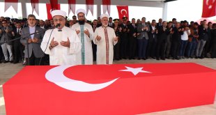 Şehit Piyade Sözleşmeli Er Vedat Zorba Iğdır'da son yolculuğuna uğurlandı