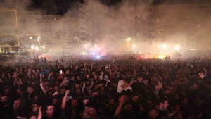 Elazığspor TFF 2. Lig'e yükseldi, sokaklar bayram havasına döndü