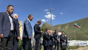 Bakan Yardımcısı Uçarmak, Esendere Gümrük Kapısı'nda incelemelerde bulundu