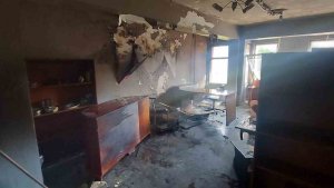 Erzurum'da büro yangını paniğe neden oldu