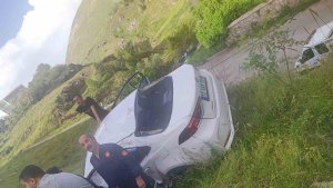 Bitlis'te minibüsle otomobil çarpıştı: 1 yaralı