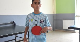 Engeline meydan okudu, katıldığı ilk şampiyonada Türkiye birincisi oldu