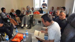 Filistin'de hayatını kaybedenler için Mevlid-i Şerif okutuldu