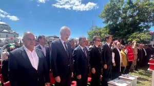 Erciş'te Kızılay Sosyal Destek Merkezi açıldı