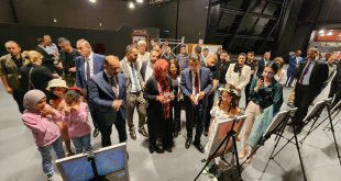 Van'da "Çocuk Gözüyle İklim Değişikliği" konulu resim sergisi açıldı