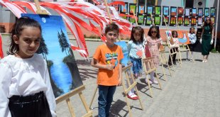 Sarıkamış'ta "Minik ressamlar yıl sonu sergisi" açıldı