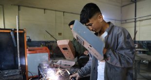 Ağrı'da fabrikaya dönüşen meslek liseleri, 38 milyonluk ciroya ulaştı