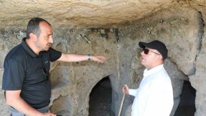 Kars Ani Ören Yeri'nde ilk kaya mescidi gün yüzüne çıkarıldı