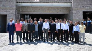 Taşkın, Bakan Yardımcısı Yazgı ile beraber Battalgazi'nin tarihi yapılarını inceledi