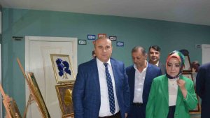 Patnos Halk Eğitimi Merkezi yıl sonu sergisi açıldı