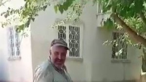 Cuma namazı için evden çıktı, bahçede gördüğü manzara karşısında neye uğradığını şaşırdı