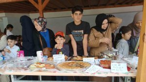 Özalp'te yöresel yemekler görücüye çıktı