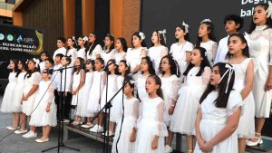 Çok Sesli Çocuk Korosu yılsonu konserini gerçekleştirdi