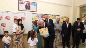 Muş'ta 109 bin 681 öğrenci karnesini alarak yaz tatiline çıktı