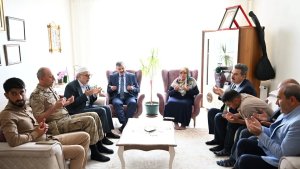 Şehit ailesine bayram ziyareti