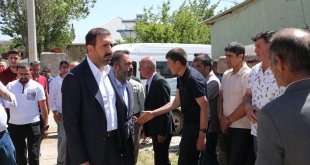 Bitlis'te trafik kazasında ölen AK Parti Aydınlar Belde Başkanı Karamercan'ın cenazesi defnedildi