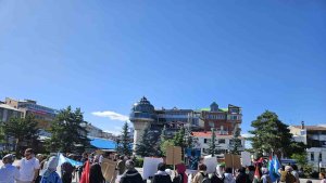 Sağlıkçıların "sessiz yürüyüş"ünde 32. hafta