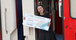 "Turistik Tatvan Treni" yolcuları Ankara'ya uğurlandı